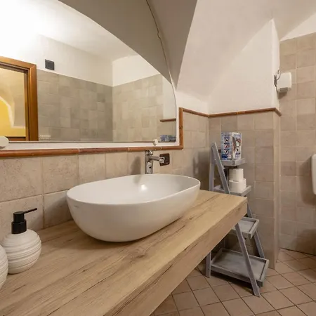 شقة Inn Aosta Apartments
