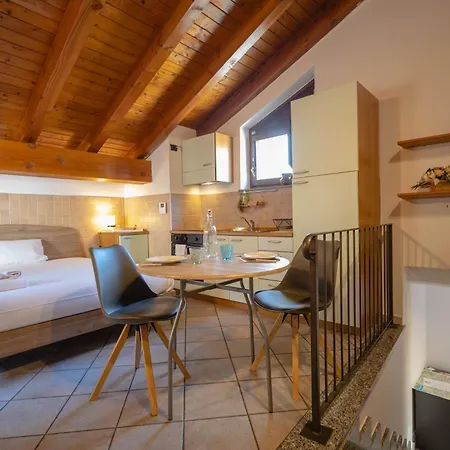 Inn Aosta Apartments شقة *