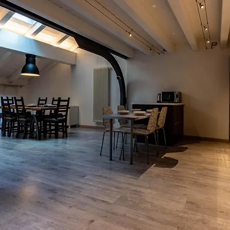 شقة Inn Aosta Apartments أَويستا