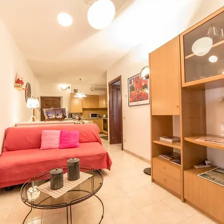 Inn Aosta Apartments شقة