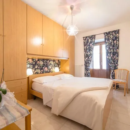 شقة Inn Aosta Apartments *