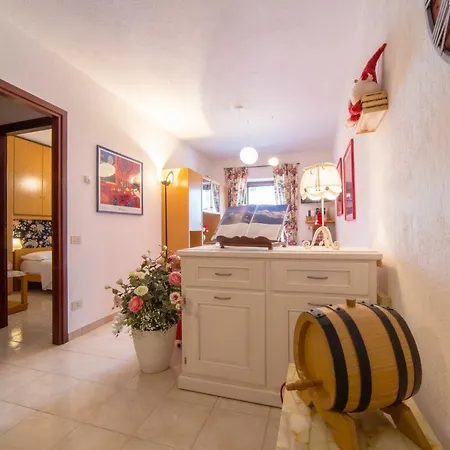 شقة Inn Aosta Apartments