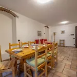Inn Aosta Apartments Daire
