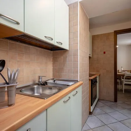 Inn Aosta Apartments *