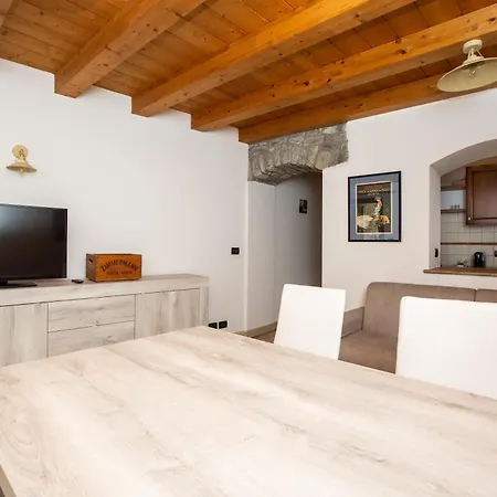 Inn Aosta Apartments Lägenhet Aosta