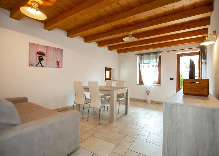 Maison Aubert 33 - Apartments Aoste